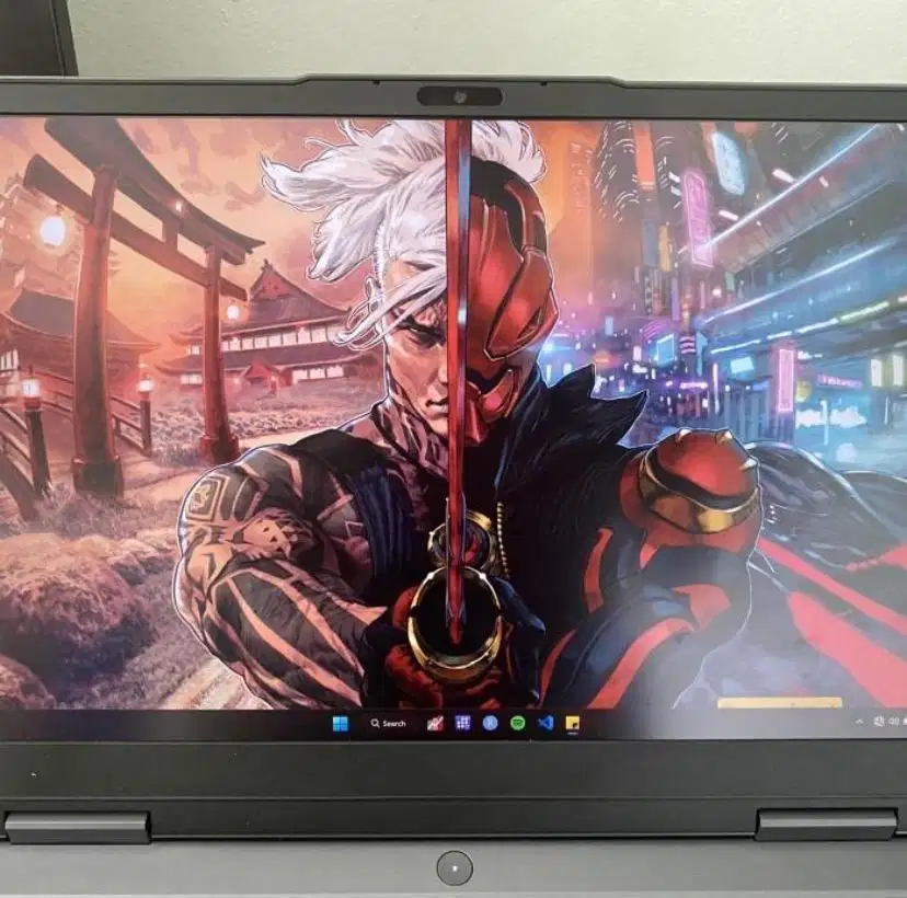 LOQ 15APH8 RTX 4050 Ram 16GB