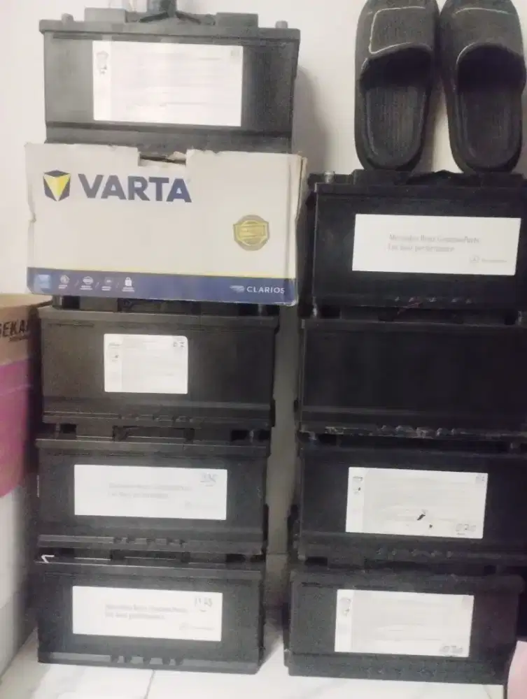 Aki Varta Copotan untuk mobil BMW, Mercy dll