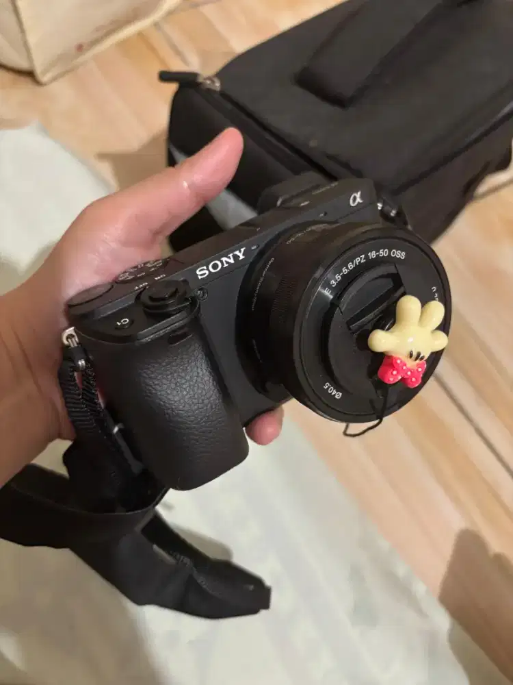 Dijual Kamera Sony Kit a6400 + Mic Boya BU