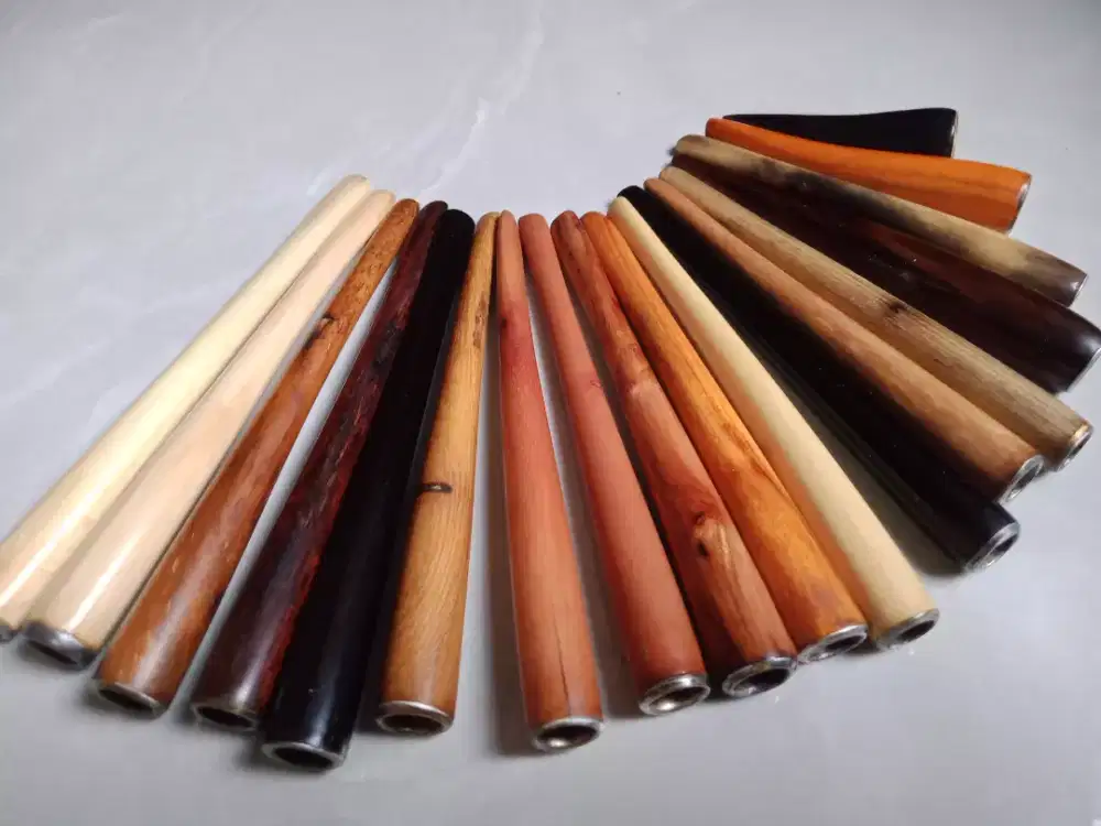 Pipa Rokok bahan kayu gurih