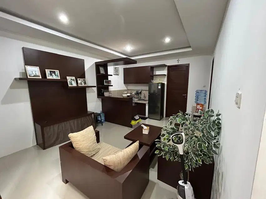 Dijual Rumah 2 Lantai Lokasi Strategis di Jl. Bukit Hijau - Jimbaran.