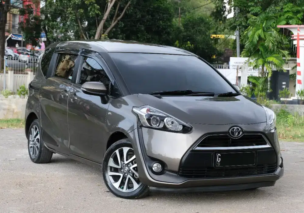 2017 / 2016 Sienta V AT, KM 67rb, Pajak Panjang, Terawat