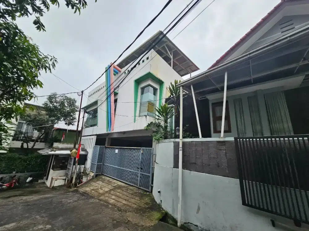 Cocok kantor / tempat usaha lokasi 10 menit ke Gedung Sate Bandung