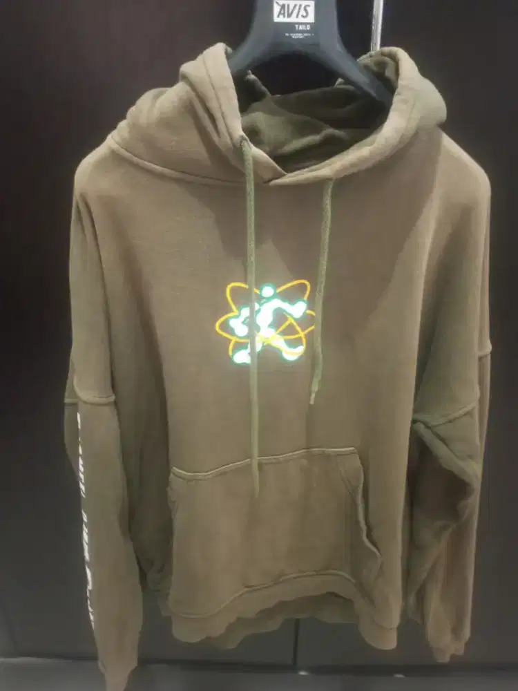 Sweater Hoodie size XL