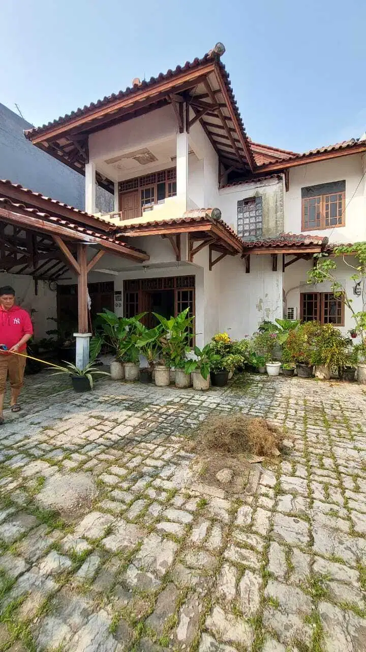 Rumah Luas 2 Lt Murah Strategis Di Jagakarsa Dekat ke Cilandak Ragunan