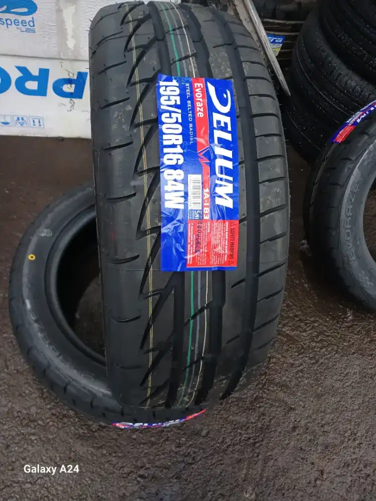 Delium evoraze 195/50 R16 semislick