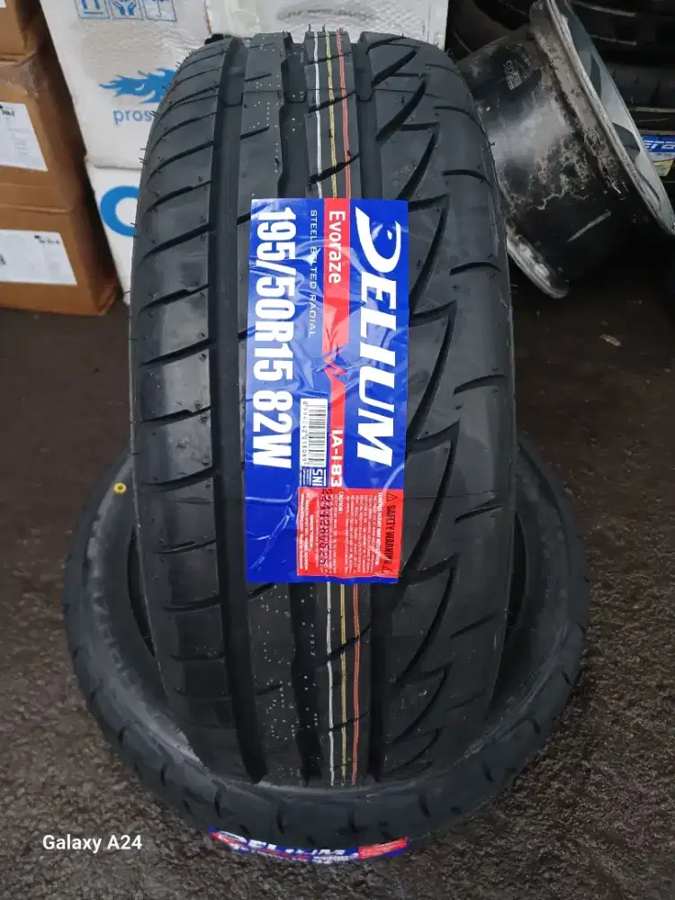Delium evoraze 195/50 R15 ban semislick
