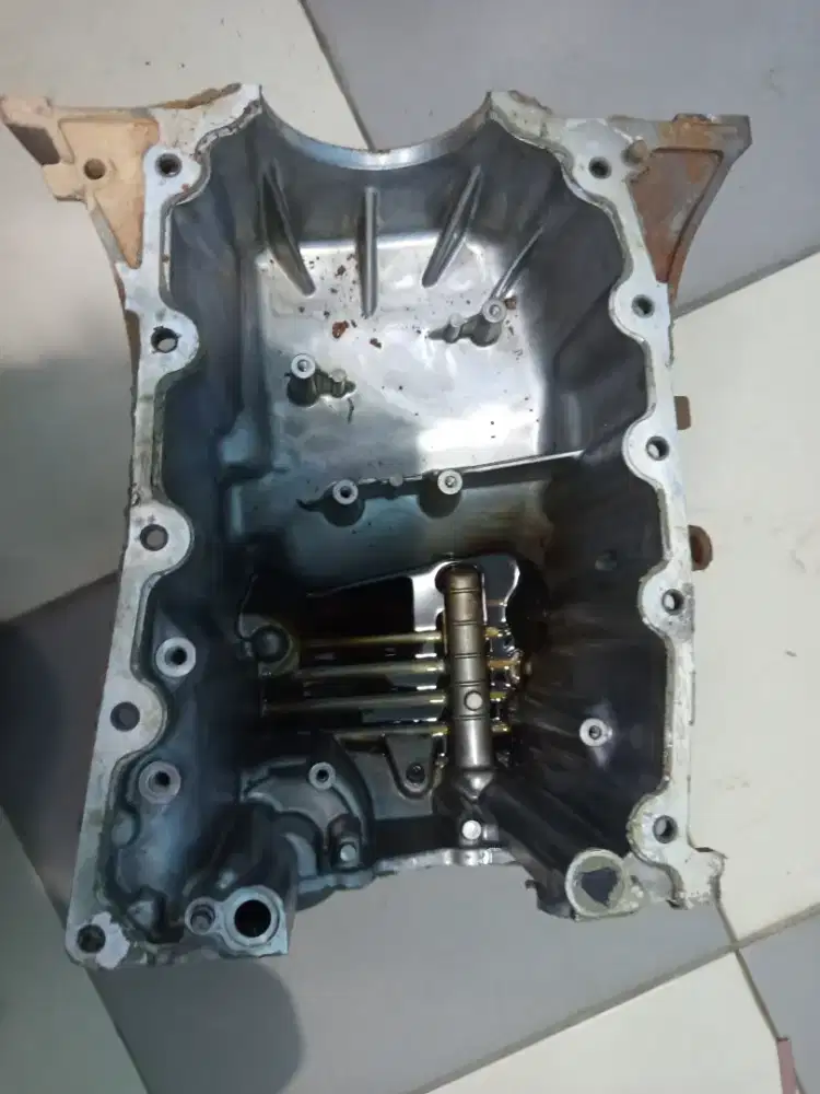 Bak oli bekas Toyota New Advanza 2022 dijual cuma 800.000(nepis) asli