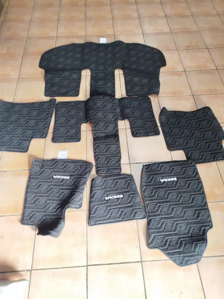 Karpet Kijang Innova ORIGINAL