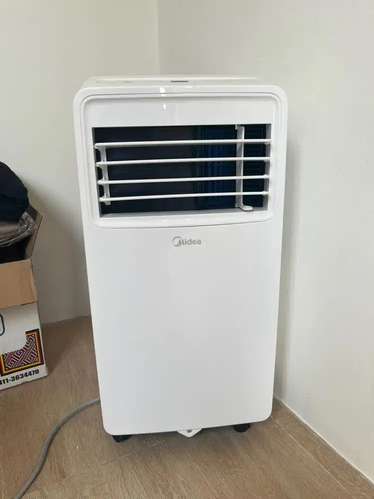 AC Portable 1 PK Midea MPHA CRN7