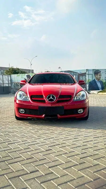 MERCY SLK300 GRAND EDITION TH 2010 MERAH LOW KM ISTIMEWA