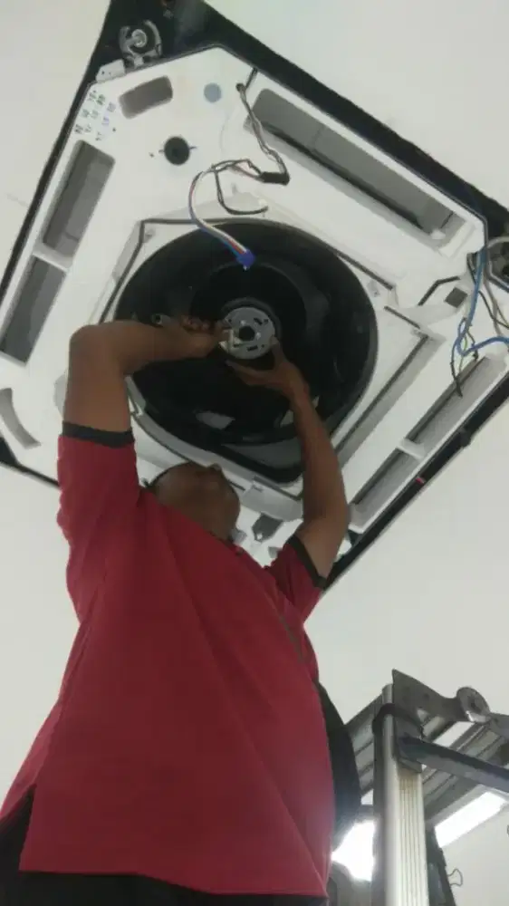 Servis ac cahaya teknik