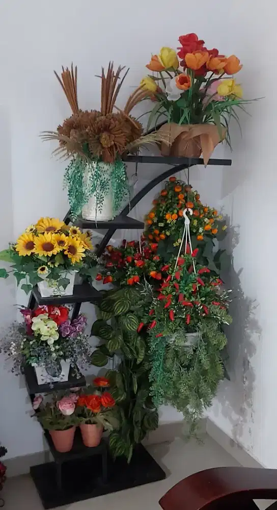 Tanaman Hias Plastik