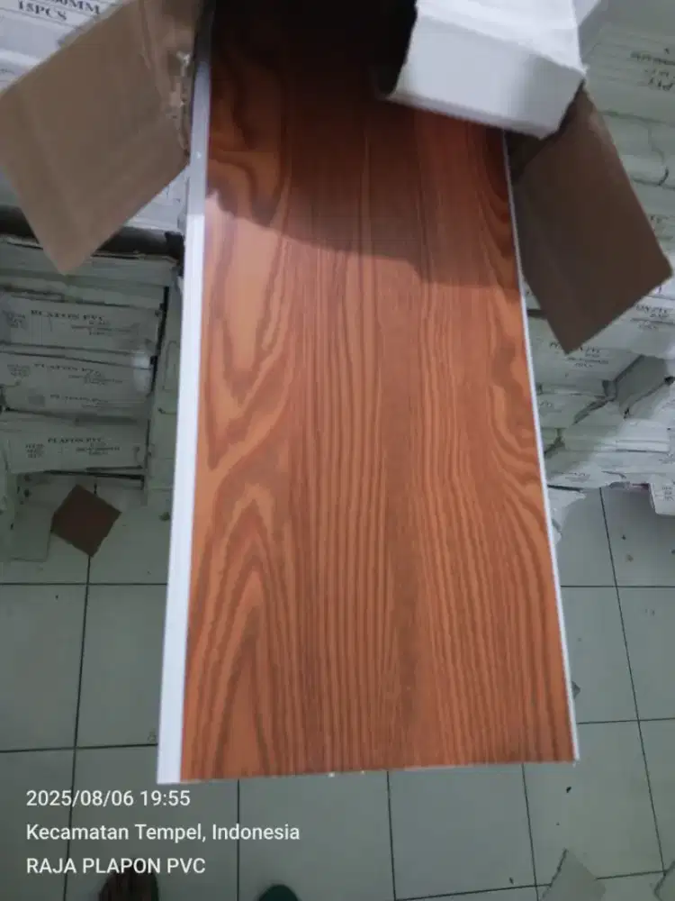 8iim plafon PVC laminat /dop