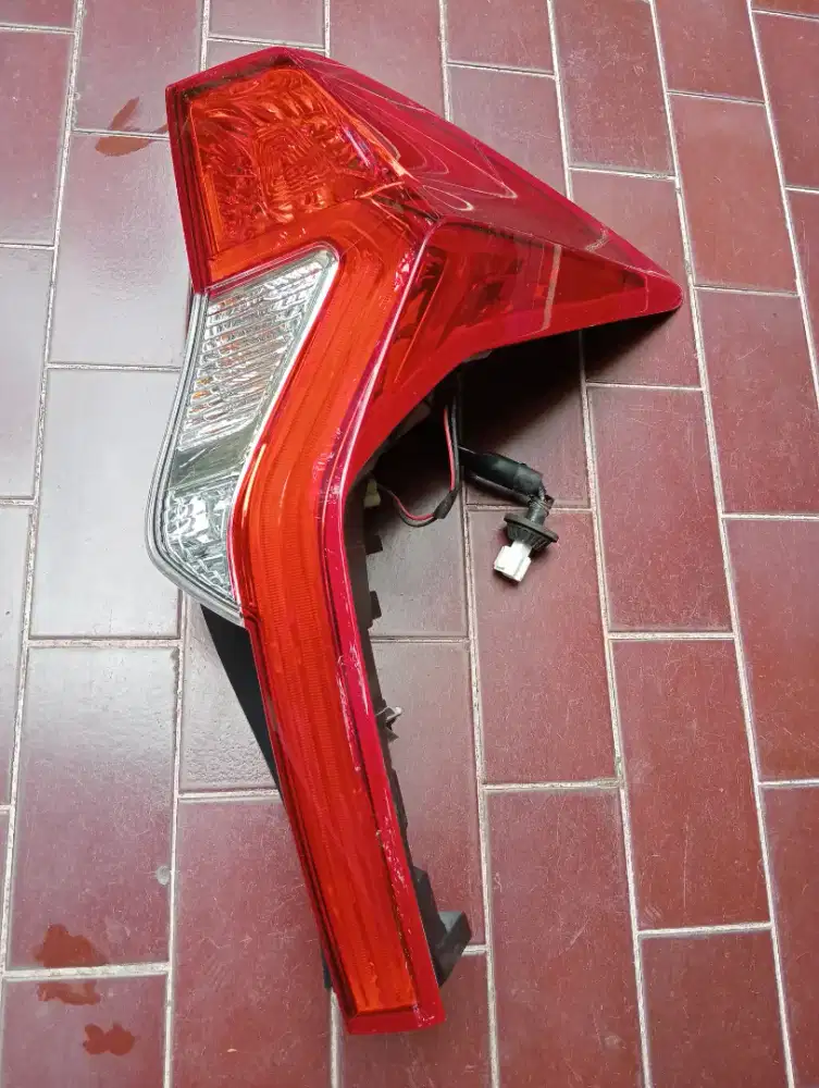 Lampu Belakang / Stop Lamp ALL NEW pajero Sport Exceed LED 2016 - 2020