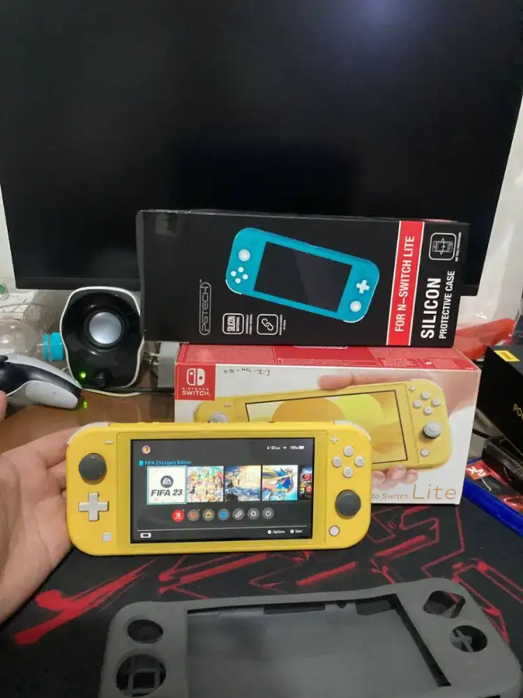 Nintendo Switch Lite 32Gb mulus 98% Bonus Casing