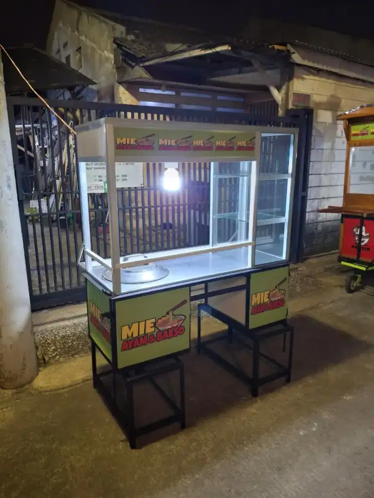 Gerobak Motor BEKAS 1.950 BARU 4.350 buat jualan kopi/minuman