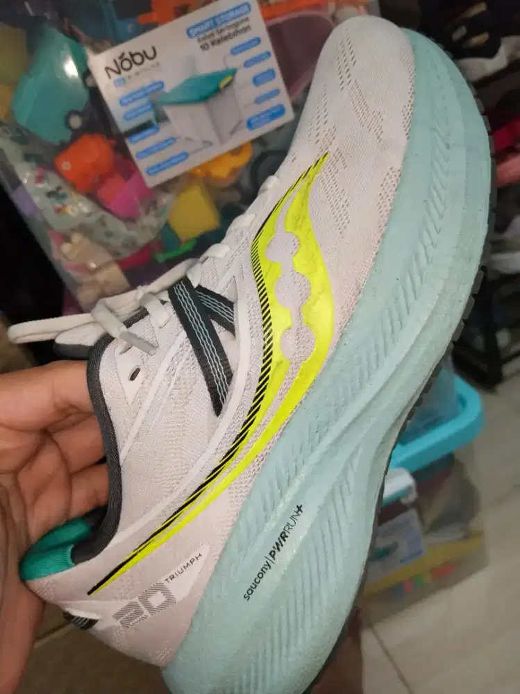 Saucony Triumph 20 Ori Sepatu Lari Jogging