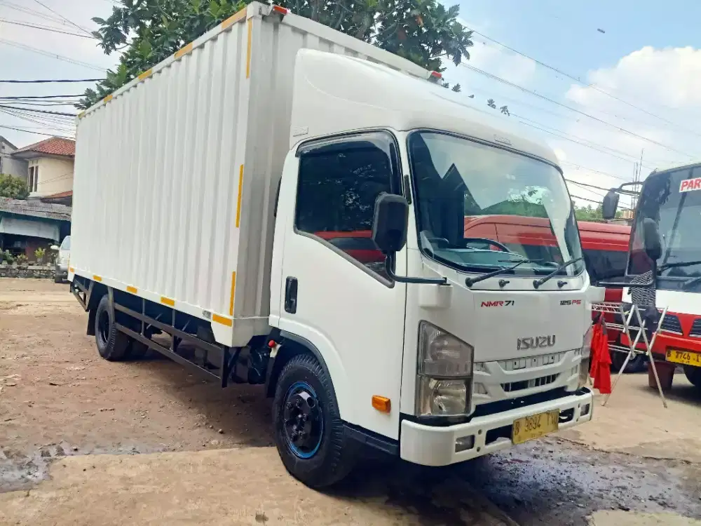 Isuzu box nmr 71 long thn 2020