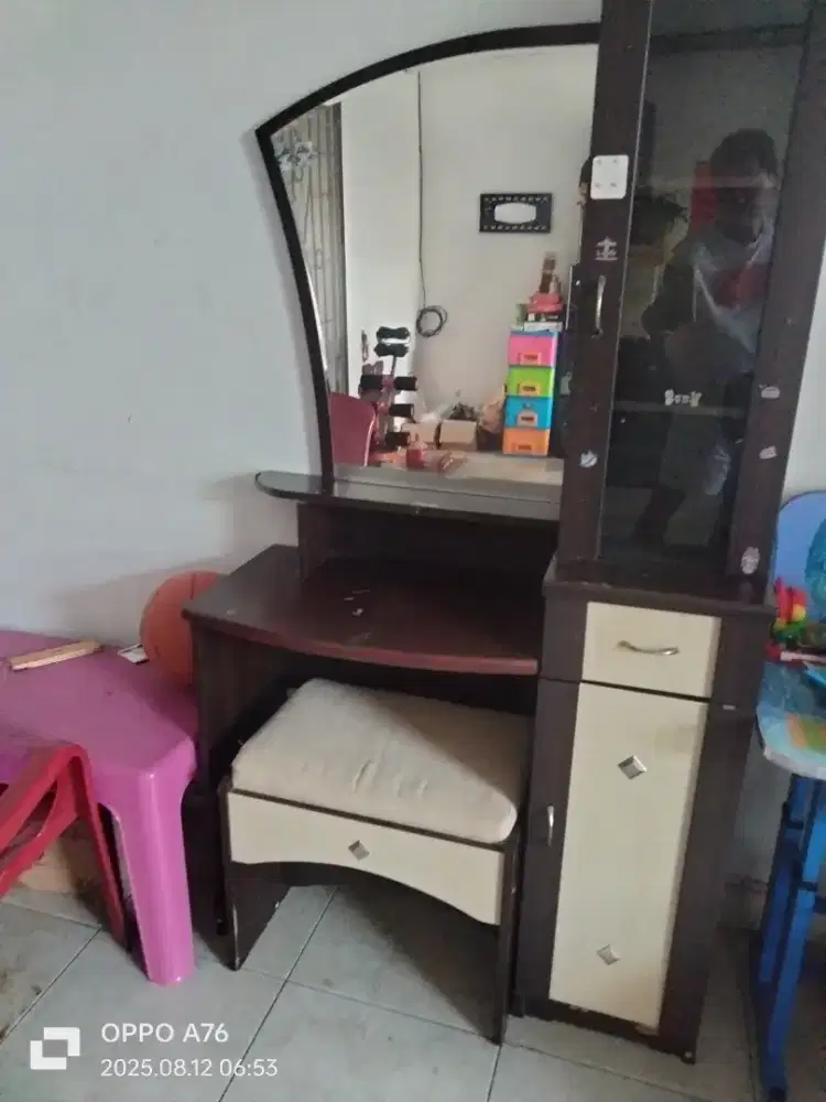 Meja rias /meja make up  Set+Kursi