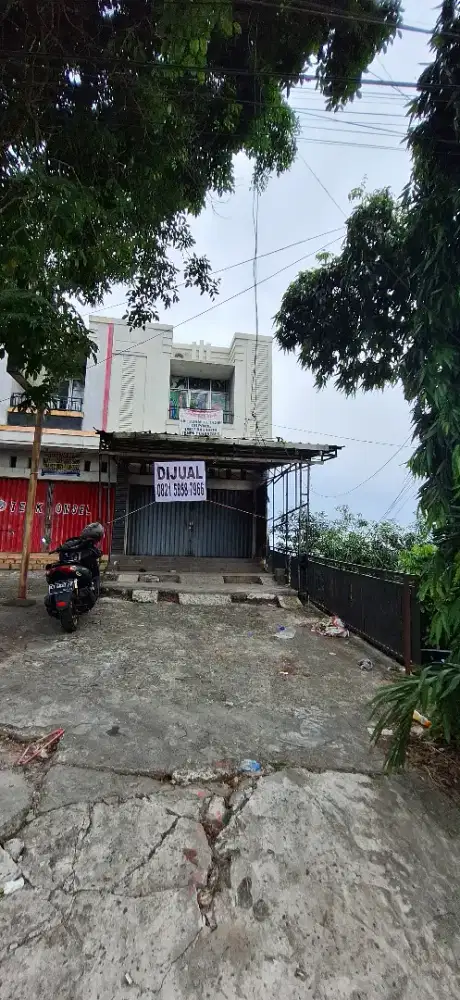 Dijual Ruko 3 Lantai dengan Potensi Usaha Tak Terbatas