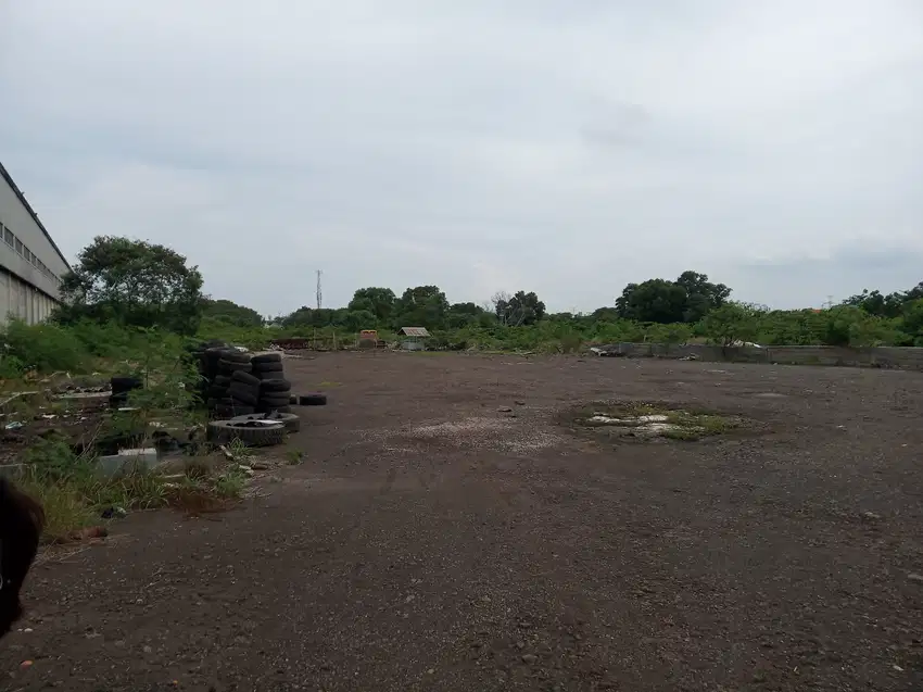 SEWA TANAH DI CAKUNG 4000m2 STRATEGIS DEKAT TOL