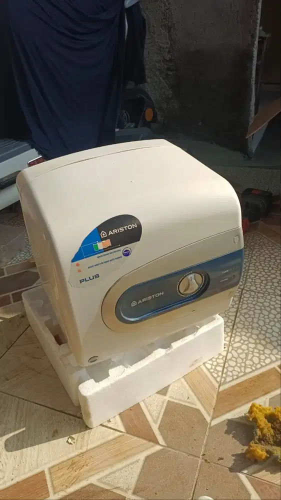 Water heater listrik ariston
