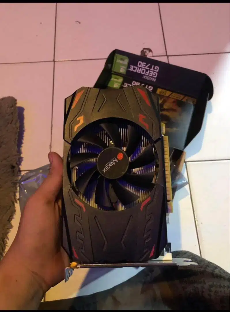 Vga card Gtx 550 Ti 1Gb ddr5