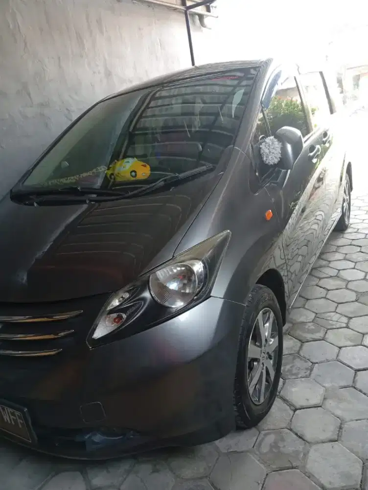 Freed th 2010 warna abu2