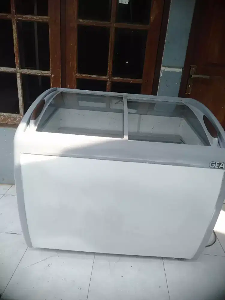 Frizer Bok Es crem GEA 260 liter