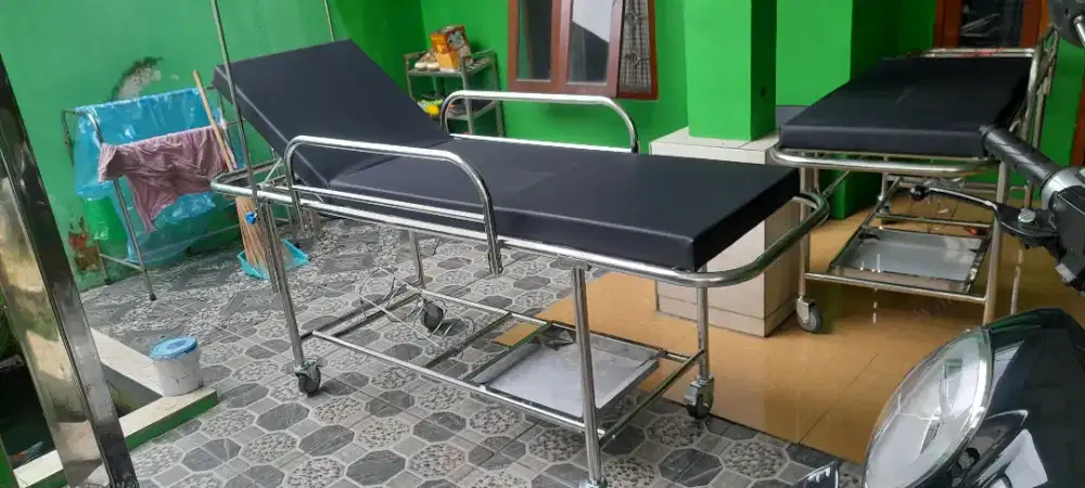 Brangkart dorong pasien komplit