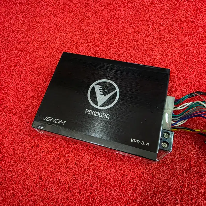 Processor VENOM PANDORA VPR 3.4 Built in Power 4 Channel Out 5 Channel