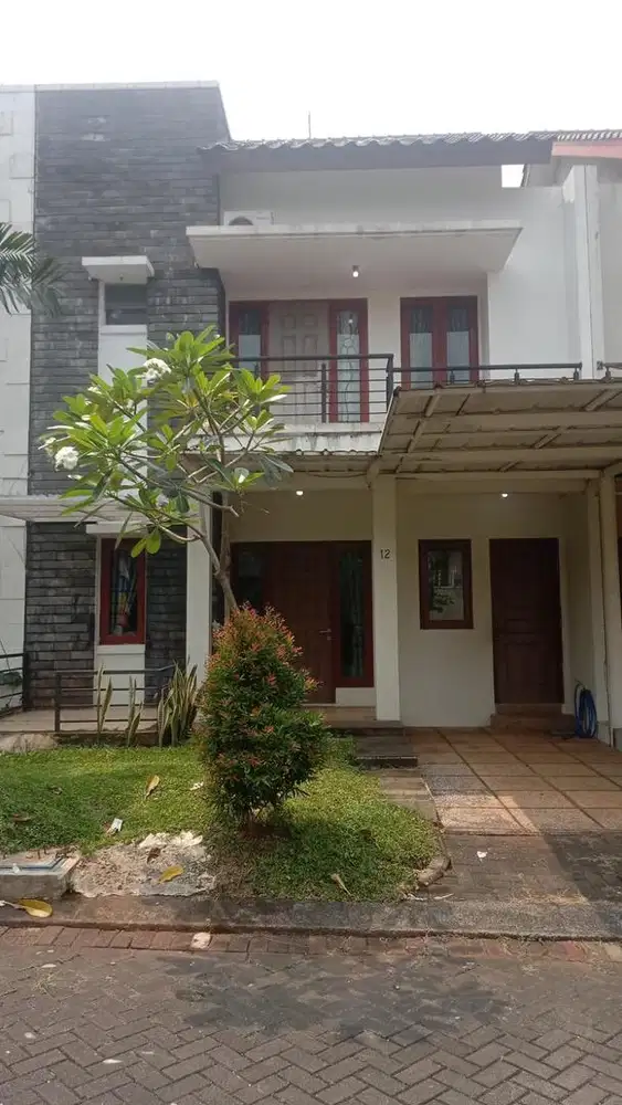 Raffles Hills Rumah dijual Cepat