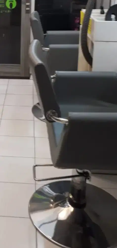 Dijual Kursi Barbershop