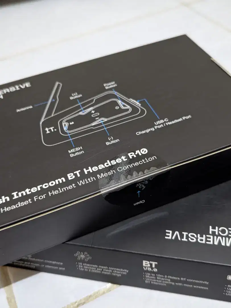 intercom it R1 black