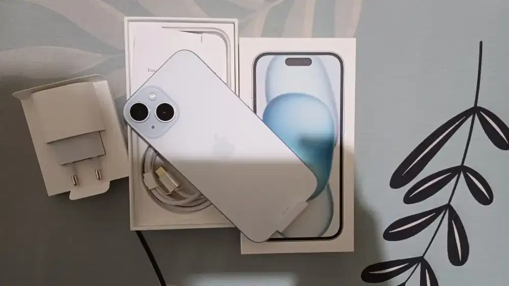 IPHONE 15 blue 128 GB