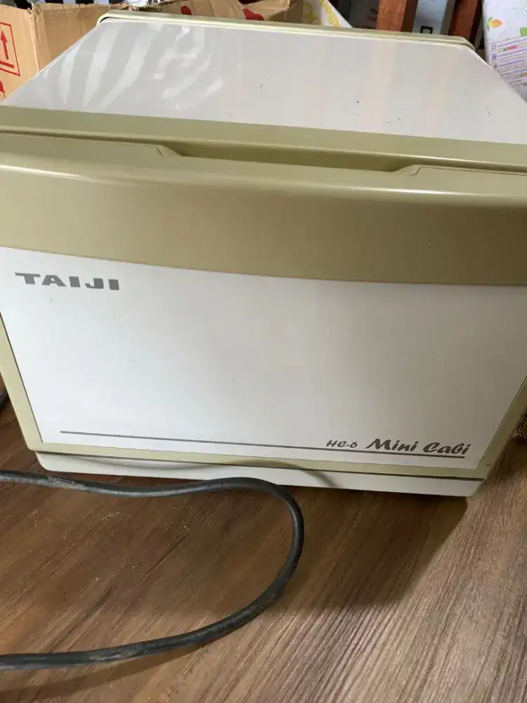 Dijual Towel Warmer Merk Taiji untuk Barbershop/Salon