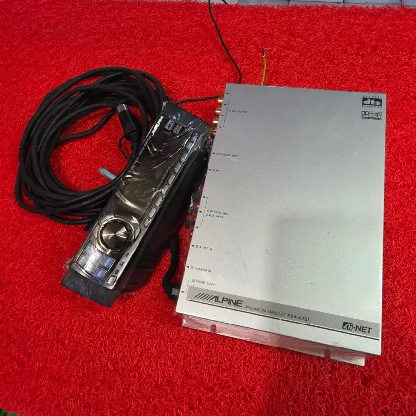 Processor ALPINE PXA-H701 Output 8 Channel plus ALPINE RUX-C701