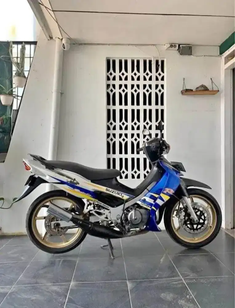 suzuki satria HIU 2004 PAJAK ON