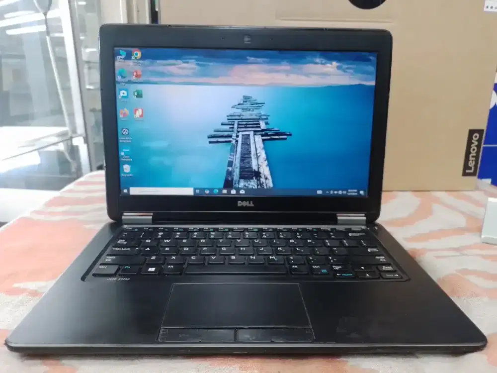Laptop Dell Latitude intel E7250 i7-5600U
