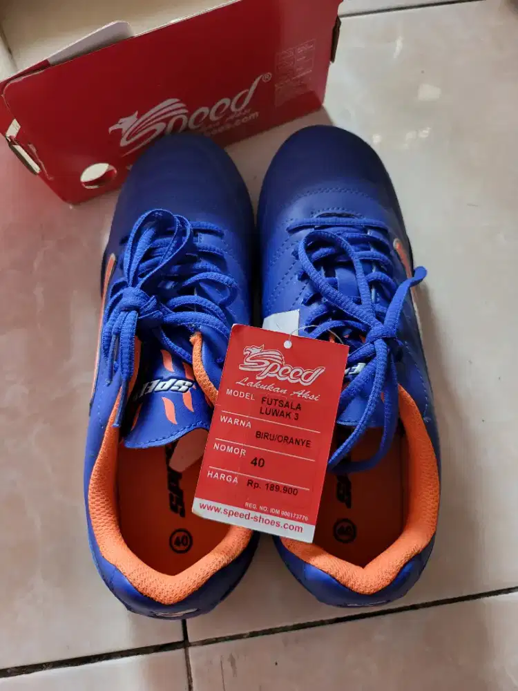 Sepatu futsal speed size 40