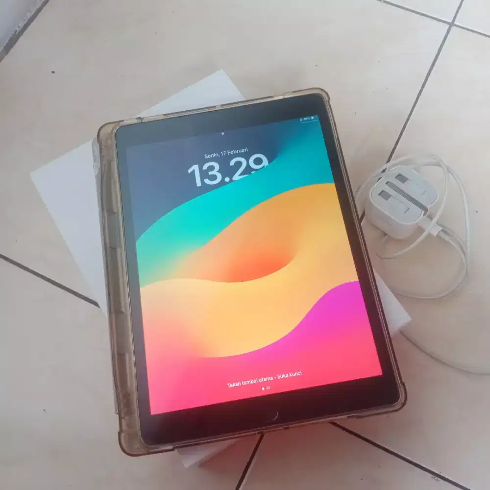 iPad gen 9 64 GB Wifi Only