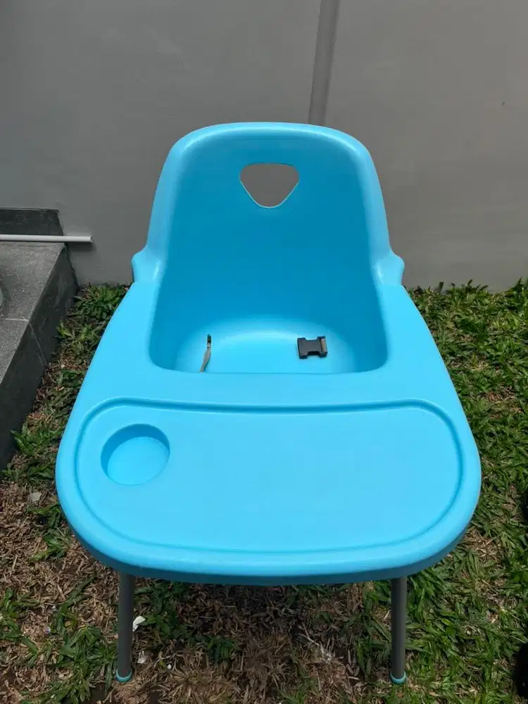 Kursi makan bayi informa