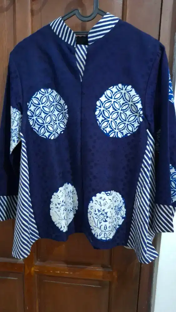 Atasan Batik Nona Rara