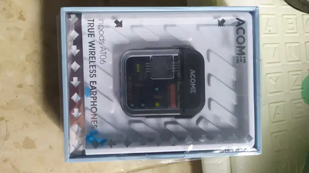 TWS Acome AT06 Like New