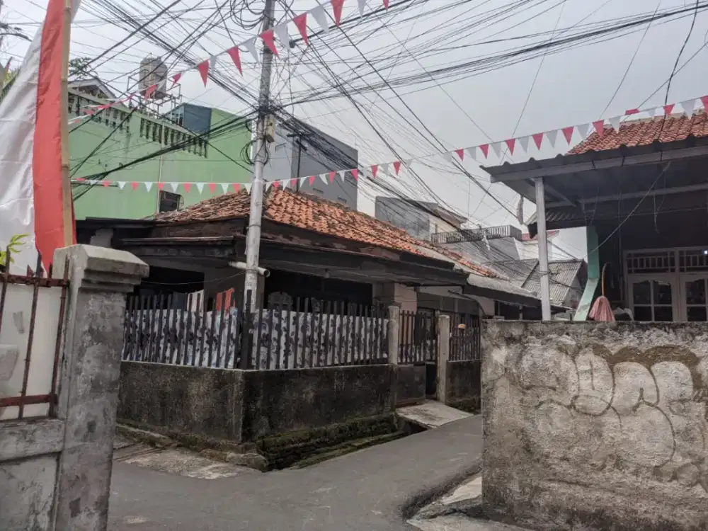 Rumah Hook Dekat Binus Kemanggisan