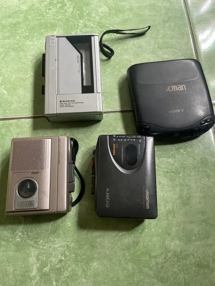 borongan dicaman dan walkman