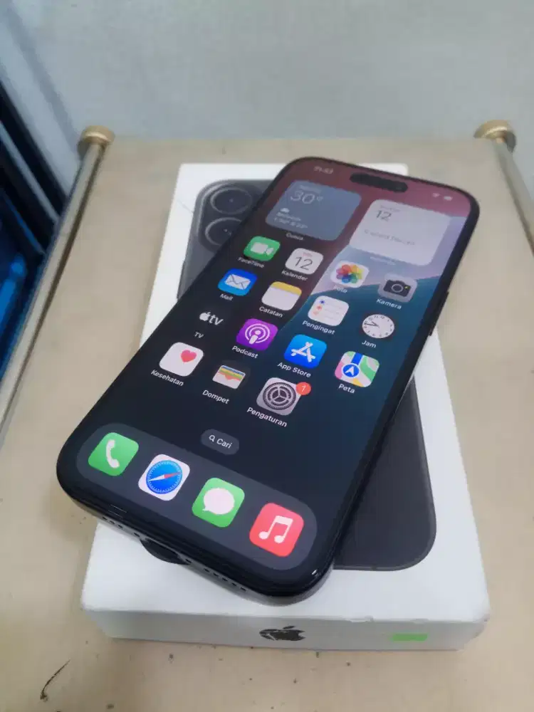 iPhone 16 Black 128GB iBox