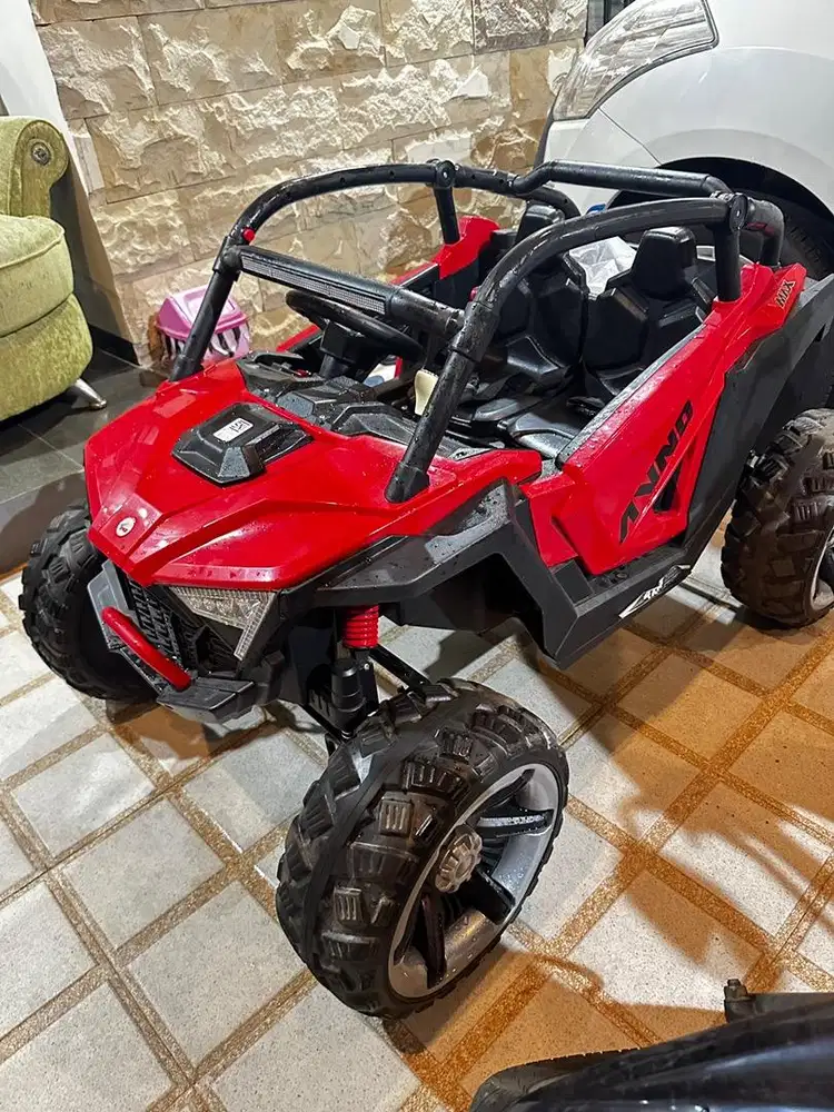 Mobil Remote Aki Anak Kapasitas 50 Kg