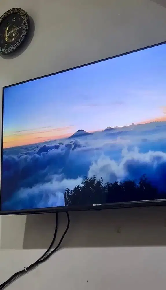 Smart TV - HISENSE 42inch